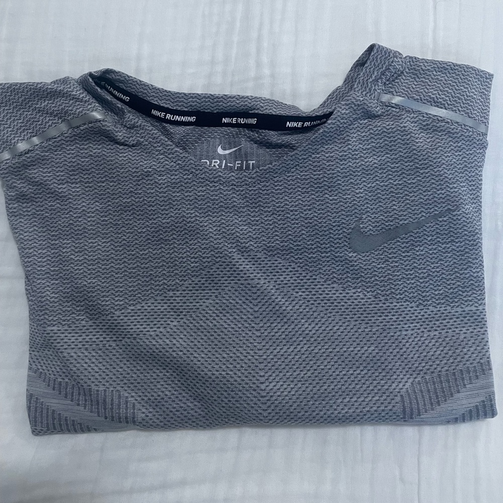 Nike Dri-Fit Short Sleeve